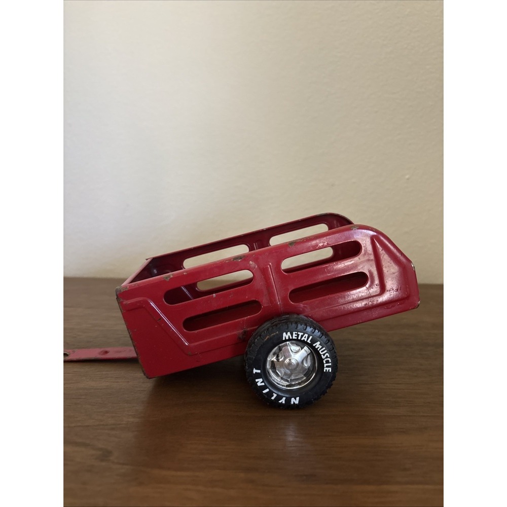 Vintage Nylint Red Pressed Steel‎ Farm Hay Metal Muscle 2-Wheel Trailer Toy